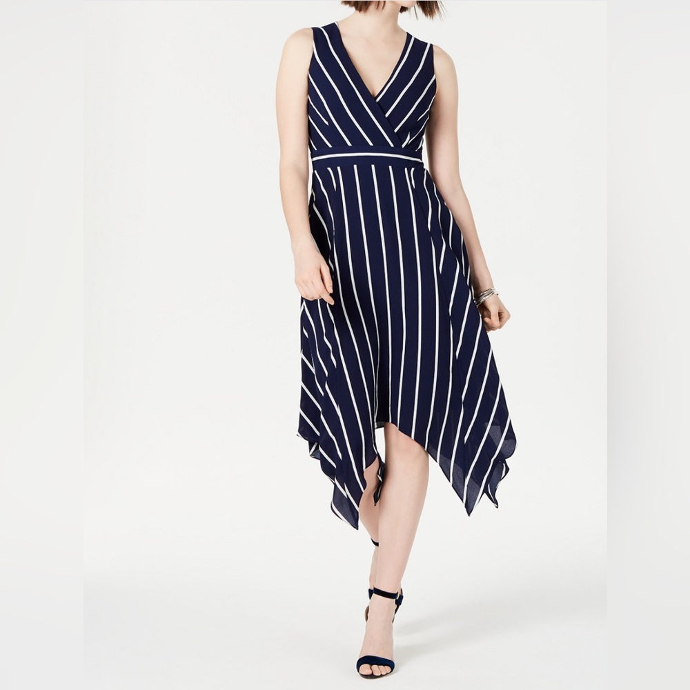 Jessica Howard Navy and White Sleeveless A-line Hanky Hem Dress